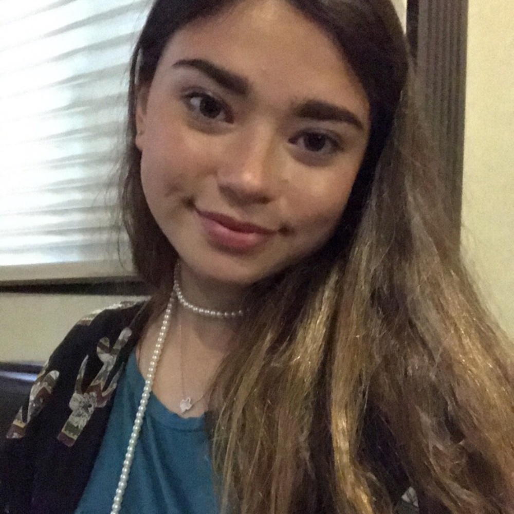 Meet your Posher, Emilia